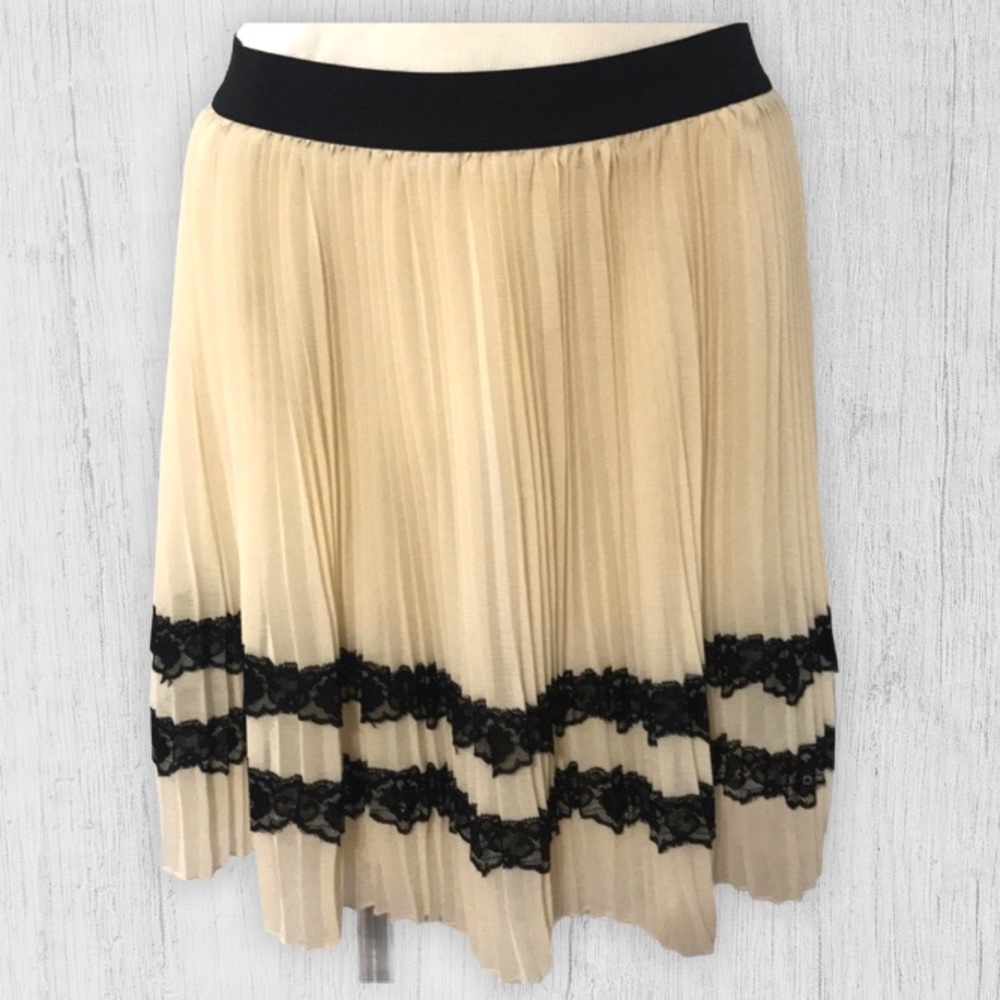 NWT! American Rag Pleated Skirt with Black Lace